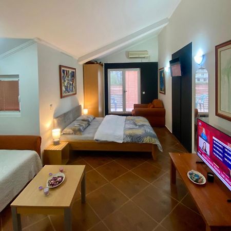 Markovic Aparthotel - Budva Becici Hotel Extérieur photo